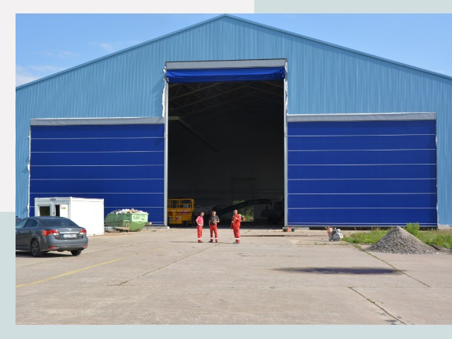 Ангарные ворота в Ростов-на-Дону от СтальСтрой-Рст по цене 626 руб.